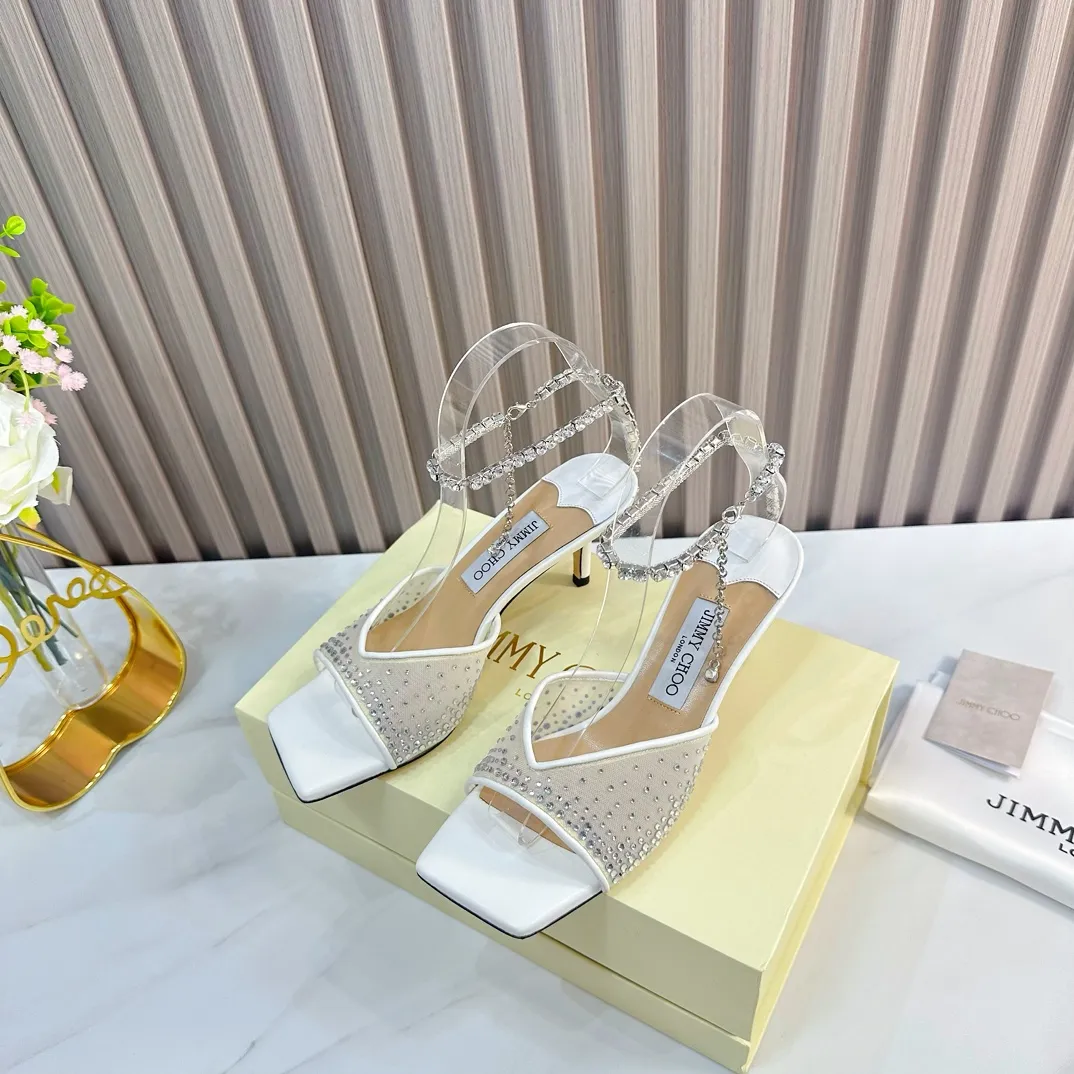 👟👟Ex-factory price 660👟👟 JIMMY CHOO (Jimmy CHOO) 💝💝💝 is a very comprehensive noble fashion lifestyle brand, with a series of women's high-heeled, medium-heeled, flat-heeled sandals with the same strap from major fashion bloggers and celebrities in Hong Kong and the United States.  The Australian pointed toe, round toe and square toe series are simply beautiful. Fall in love with elegance and playful sense of the future. Just by looking at them, you want to own them immediately, but you can really think about a pair of exquisite high heels~~~~~~~~~~~~~~~~~ 💝This series is specially designed for extraordinary and indifferent ladies, thus creating a unique overall effect, Jimmy Choo Design products that inspire women to move forward and show their charm💝💝💝 1⃣️Material: Imported genuine mesh hot diamond 2⃣️Inner: Imported Italian lambskin, super soft and delicate 3⃣️Outsole: Imported Italian original original color genuine leather outsole Heel height 6.5cm (10.0/8.5cm can be made) 4⃣️Code number: 35-39 (34.40.41.42 customized)